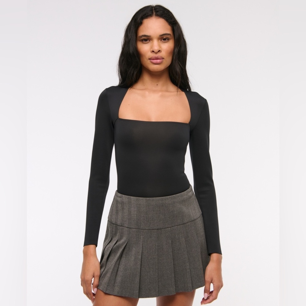 Abercrombie Ava Long-Sleeve Sculpt Matte Bodysuit